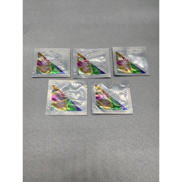 5 GlamGlow MOISTURETRIP™ Omega Rich Moisturizer - Travel Pack 0.06oz/2ml each - Picture 2 of 5